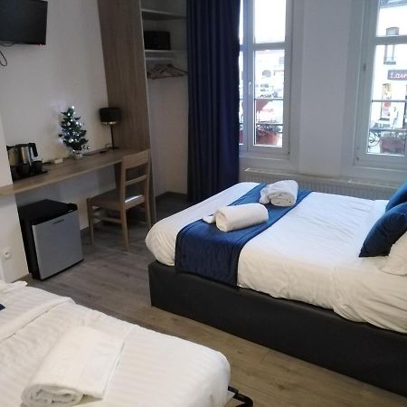 Les Remparts Hotell La Madelaine-sous-Montreuil Exteriör bild